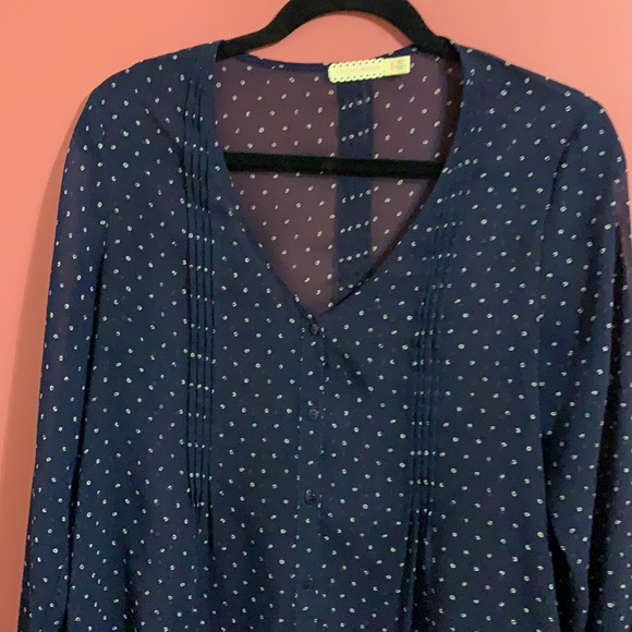 Like New ! Navy Polka Dot Sheer Blouse - Picture 2 of 7